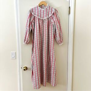 Vintage Lanz Of Salzburg Floral Tyrolean Hearts Fleece Nightgown Sz S